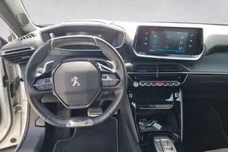 Peugeot 2008, 1.2, 96 kW, petrol, automatic, front-wheel drive