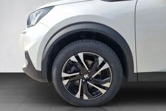 Peugeot 2008, 1.2, 96 kW, petrol, automatic, front-wheel drive