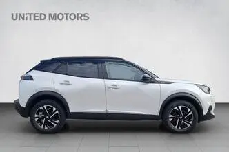 Peugeot 2008, 1.2, 96 kW, petrol, automatic, front-wheel drive
