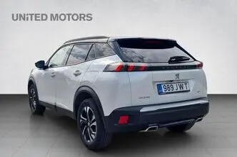 Peugeot 2008, 1.2, 96 kW, petrol, automatic, front-wheel drive