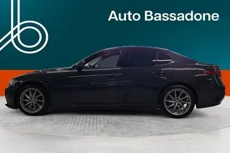 Alfa Romeo Giulia, 2.0, 206 kW, petrol, automatic, four-wheel drive