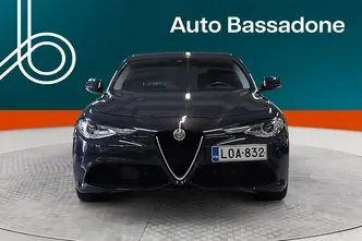 Alfa Romeo Giulia, 2.0, 206 kW, petrol, automatic, four-wheel drive