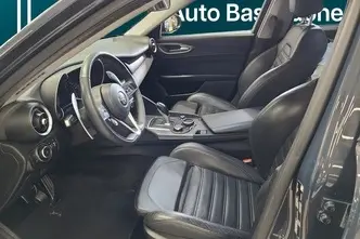 Alfa Romeo Giulia, 2.0, 206 kW, petrol, automatic, four-wheel drive