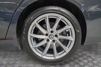 Alfa Romeo Giulia, 2.0, 206 kW, petrol, automatic, four-wheel drive