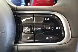 Fiat 500e, 87 kW, electric, automatic, front-wheel drive