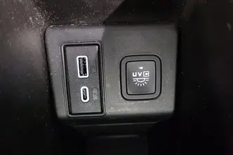 Fiat 500e, 87 kW, electric, automatic, front-wheel drive