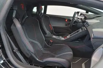 Lamborghini Huracán, 5.2, 470 kW, petrol, automatic, rear-wheel drive