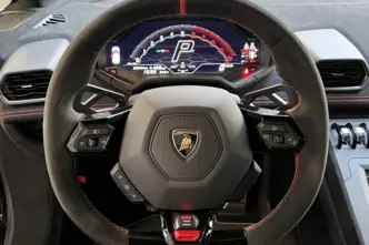 Lamborghini Huracán, 5.2, 470 kW, petrol, automatic, rear-wheel drive