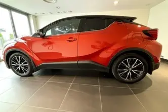 Toyota C-HR, 2.0, 112 kW, hybrid, automatic, front-wheel drive