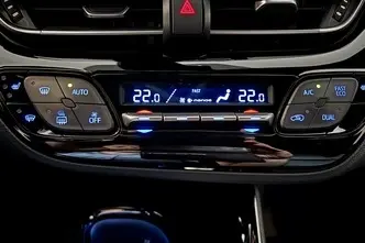 Toyota C-HR, 2.0, 112 kW, hybrid, automatic, front-wheel drive