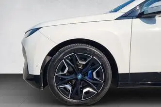 BMW iX, 240 kW, электричество, автомат, полный привод