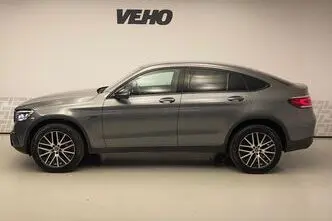 Mercedes-Benz GLC 300, 2.0, 143 kW, plug-in hybrid, automatic, four-wheel drive