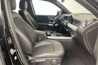 Mercedes-Benz GLB 180, 1.3, 100 kW, бензин, автомат, передний привод