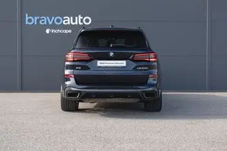 BMW X5, 4.4, 390 kW, petrol, automatic, four-wheel drive