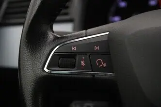 SEAT Arona, 1.6, 70 kW, дизель, автомат, передний привод