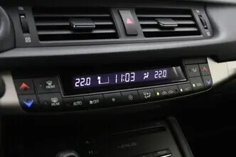 Lexus CT 200h, 1.8, 73 kW, hübriid, automaat, esivedu