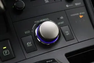 Lexus CT 200h, 1.8, 73 kW, hübriid, automaat, esivedu