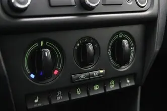 Škoda Rapid, 1.2, 63 kW, bensiin, manuaal, esivedu