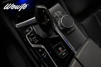 BMW 540, 3.0, 245 kW, bensiin, automaat, nelikvedu