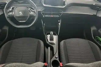 Peugeot 208, 1.2, 74 kW, bensiin, automaat, esivedu