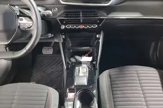 Peugeot e-2008, elekter, automaat, esivedu