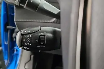 Peugeot e-2008, elekter, automaat, esivedu