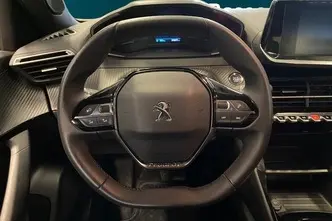 Peugeot e-2008, elekter, automaat, esivedu