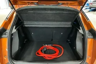 Peugeot e-2008, elekter, automaat, esivedu