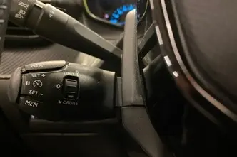 Peugeot e-2008, elekter, automaat, esivedu