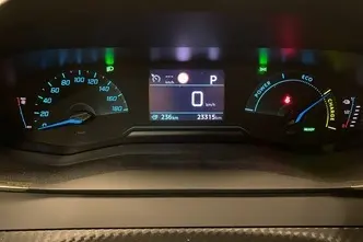 Peugeot e-2008, electric, automatic, front-wheel drive