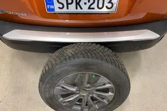 Peugeot e-2008, electric, automatic, front-wheel drive