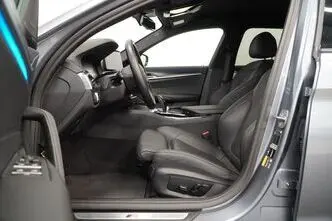 BMW 530, 2.0, 135 kW, bensiin, automaat, nelikvedu