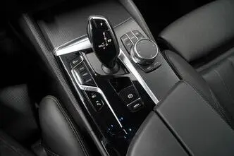 BMW 530, 2.0, 135 kW, bensiin, automaat, nelikvedu
