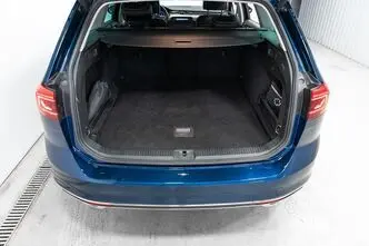 Volkswagen Passat, 2.0, 140 kW, bensiin, automaat, esivedu