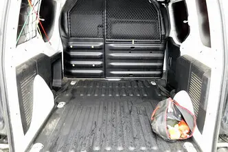 Peugeot Partner, 1.6, 97 kW, bensiin, manuaal, esivedu