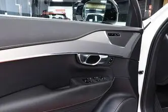Volvo XC90, 2.0, 173 kW, hybrid, automatic, four-wheel drive