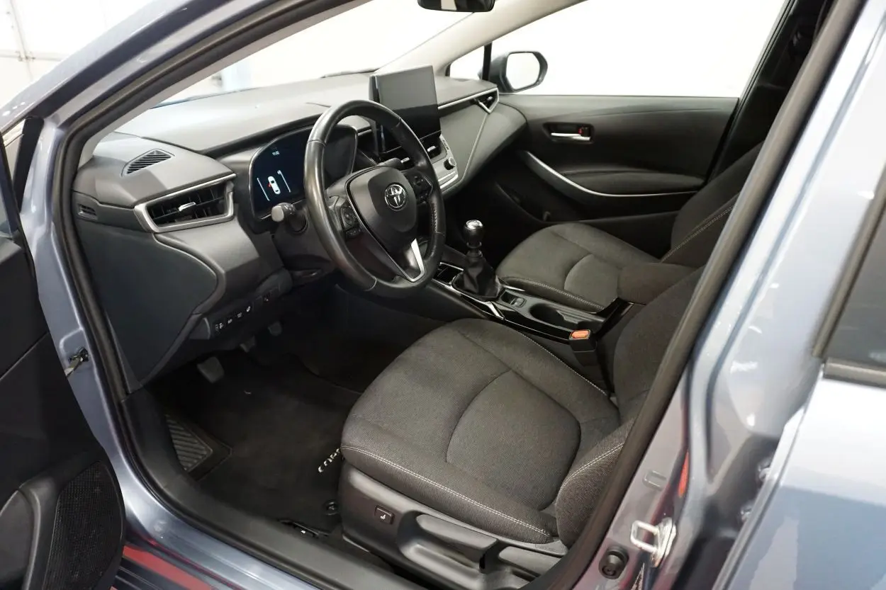 Toyota Corolla, 1.5, 92 kW, bensiin, manuaal, esivedu