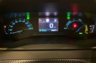 Peugeot e-2008, electric, automatic, front-wheel drive
