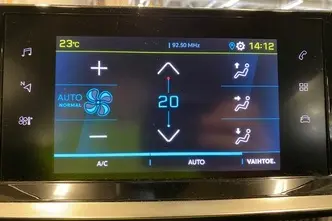 Peugeot e-2008, electric, automatic, front-wheel drive