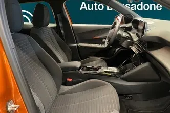 Peugeot e-2008, electric, automatic, front-wheel drive