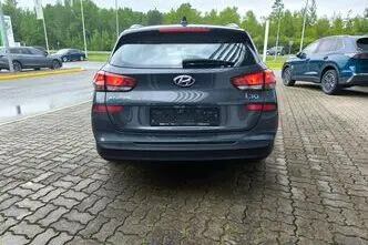 Hyundai i30, 1.4, 81 kW, bensiin, manuaal, esivedu