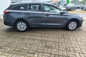 Hyundai i30, 1.4, 81 kW, bensiin, manuaal, esivedu