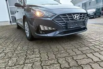Hyundai i30, 1.4, 81 kW, bensiin, manuaal, esivedu