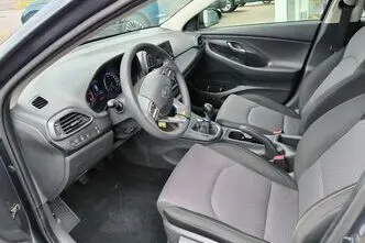 Hyundai i30, 1.4, 81 kW, bensiin, manuaal, esivedu