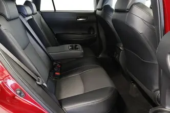 Toyota Corolla Cross, 2.0, 112 kW, hybrid, automatic, four-wheel drive