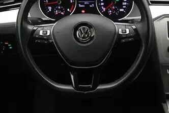 Volkswagen Passat, 1.6, 88 kW, дизель, автомат, передний привод