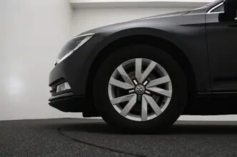 Volkswagen Passat, 1.6, 88 kW, дизель, автомат, передний привод