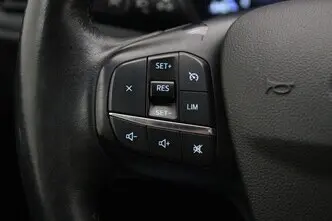 Ford Kuga, 2.5, 112 kW, подключаемый гибрид, автомат, передний привод