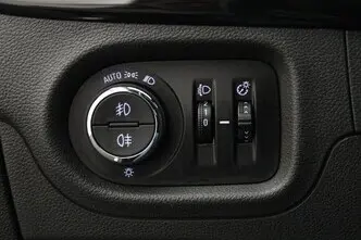 Opel Astra, 1.6, 81 kW, дизель, механическая, передний привод