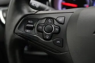 Opel Astra, 1.6, 81 kW, дизель, механическая, передний привод
